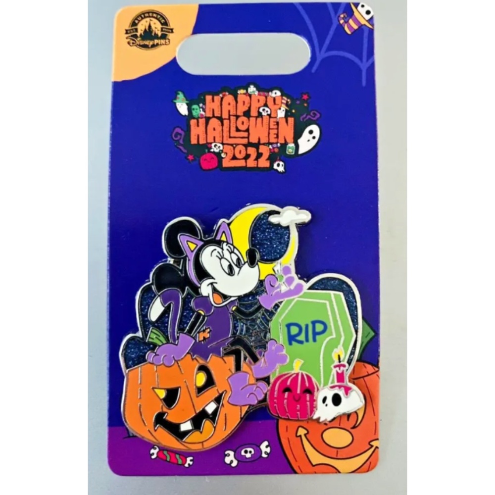NEW. Disney Parks Happy Halloween Minnie Mouse Cat Costume Trading Pin 2022